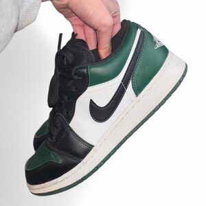 Jordan 1 Green/Black/White